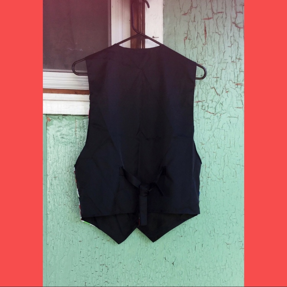 Vintage 90s Looney Tunes Characters Print Button down Vest - Picture 5 of 6